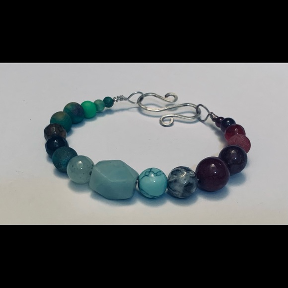 Handmade Natural Gemstone Beaded Bracelet NWT - Picture 3 of 4